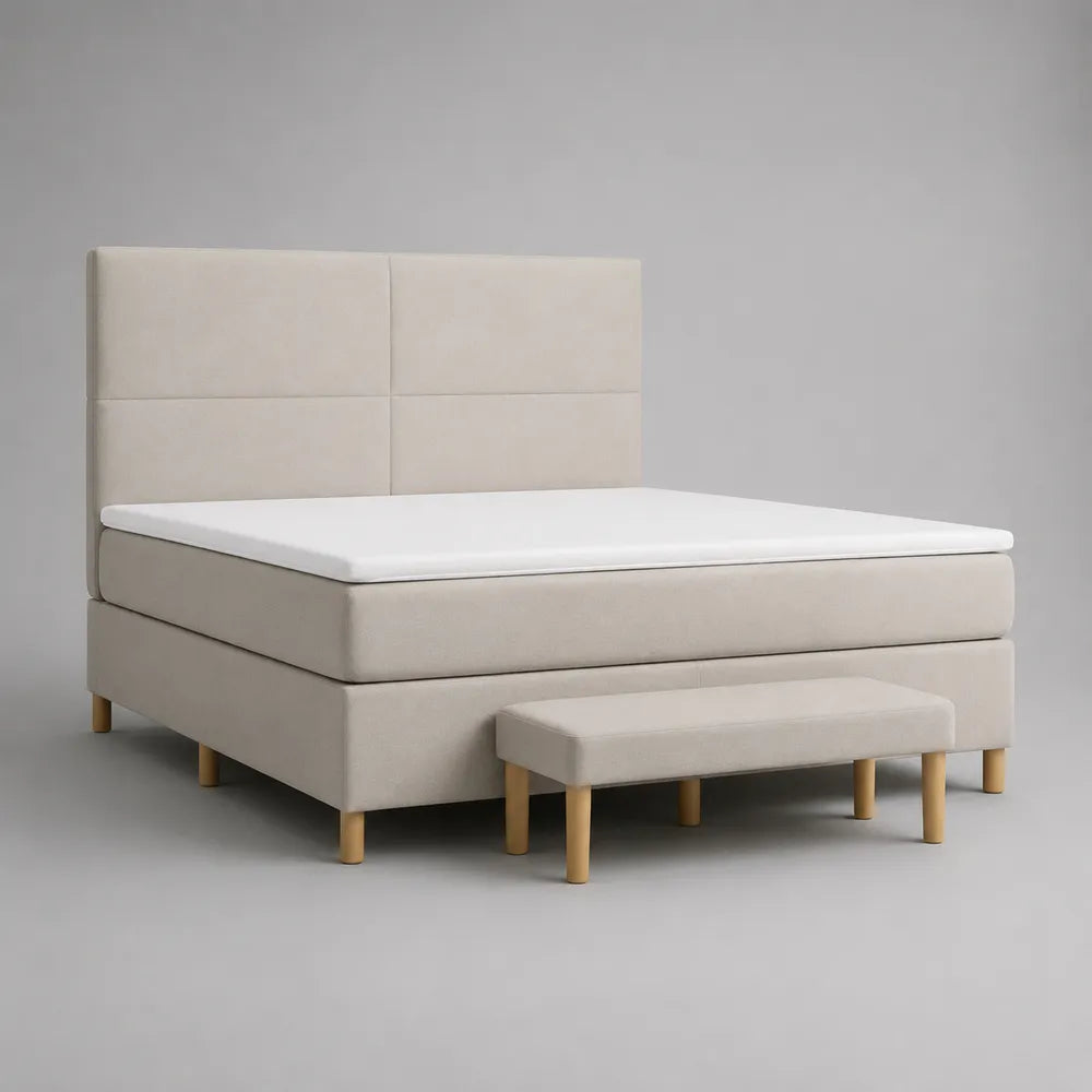 Letto matrimoniale imbottito con testiera alta in tessuto beige e panca frontale con gambe in legno 160 x 200 cm